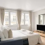 Champs Elysees - Prestige With Lift For 5 Apartamento Paris