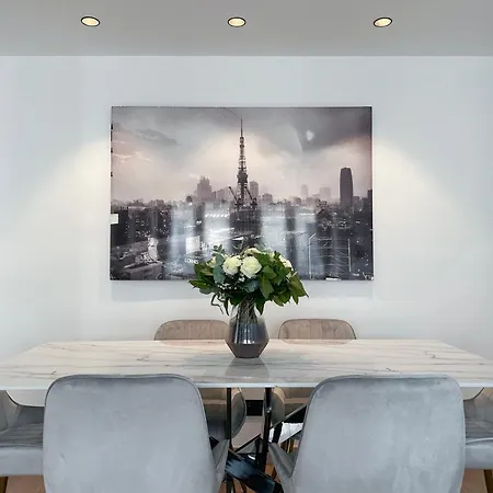 Brand New Near La Madeleine Apartment