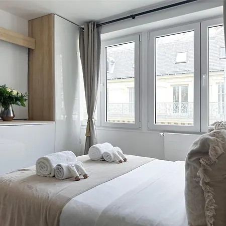 Apartment Brand New Near La Madeleine *