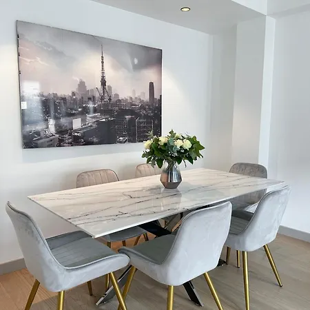 Apartment Brand New Near La Madeleine Paris