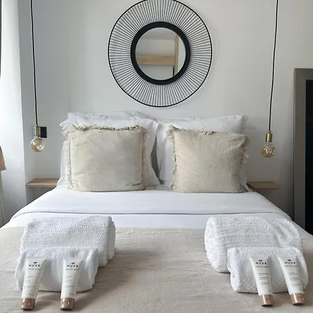 Brand New Near La Madeleine Apartment