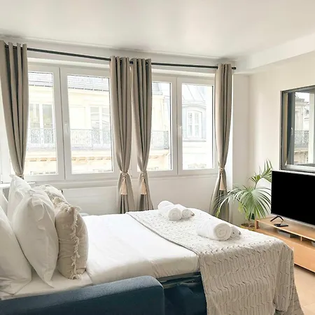 Apartment Brand New Near La Madeleine *