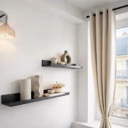 Champs Elysees - Prestige With Lift For 5 * París