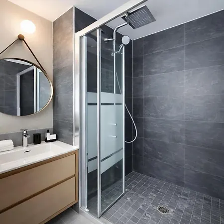 Apartamento Champs Elysees - Prestige With Lift For 5 París